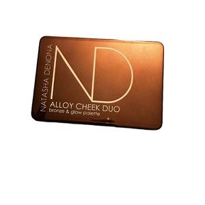 Natasha Denona Alloy Cheek Duo in Super Glow + Blush & Bronze Powder Palette